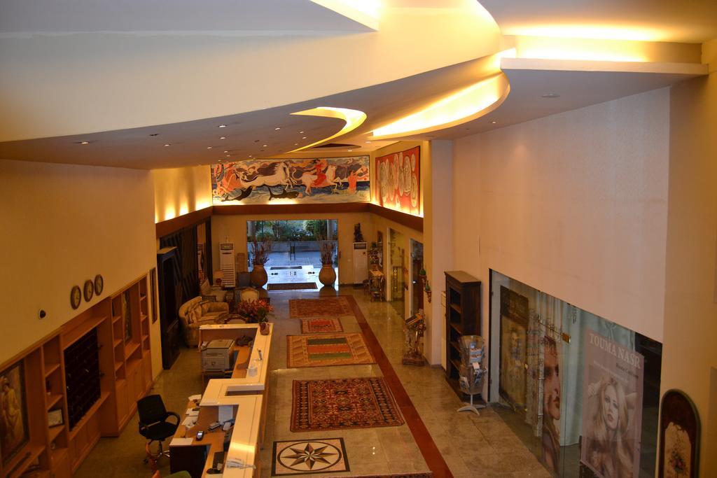 Platinum Hotel Tyros Exterior foto