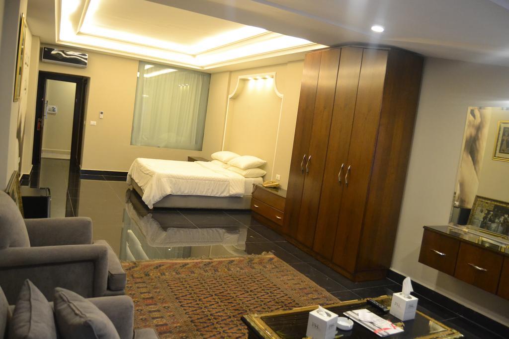Platinum Hotel Tyros Exterior foto